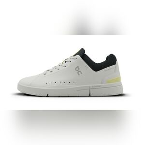 *FINAL PRICE* On Running The Roger Advantage Ivory/ Evergreen Men's Sneakers
